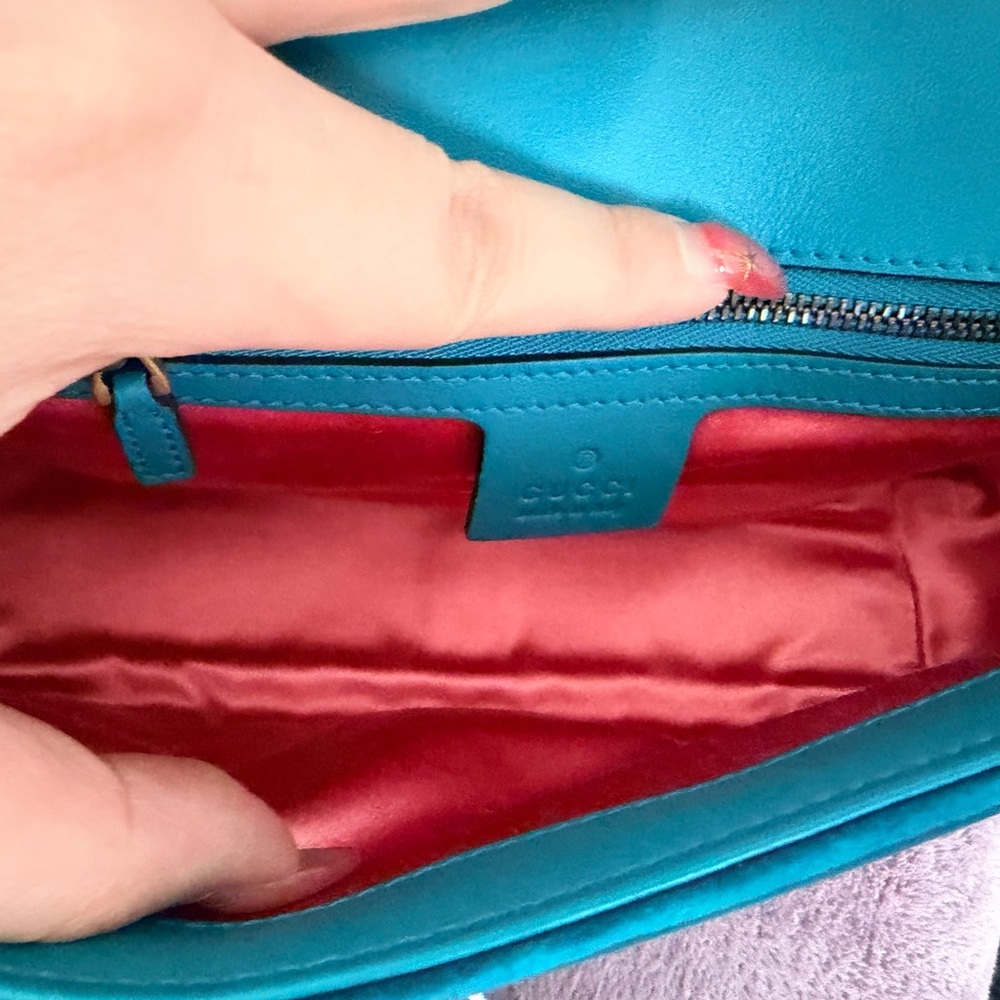 Gucci Teal Velvet Marmont (blue and pink interior) - Picture 3 of 7